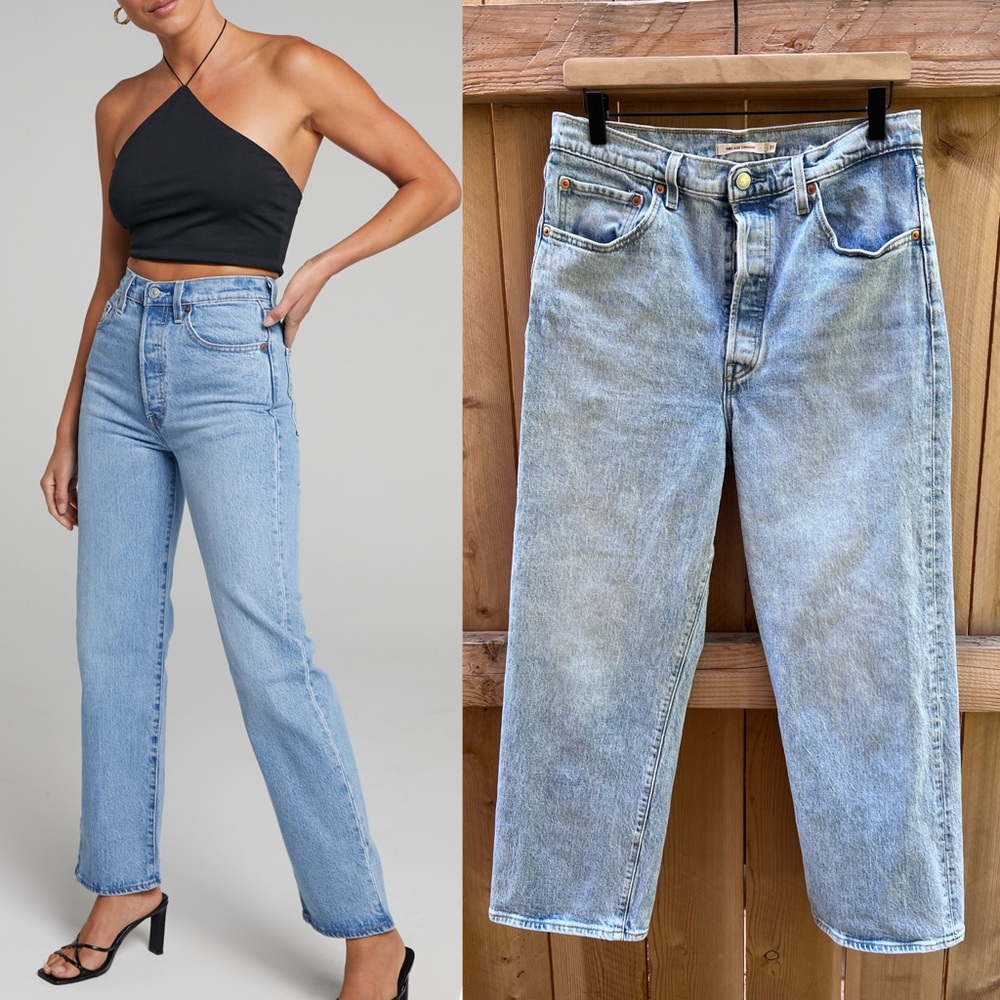 Levis ribcage ankle straight tango light wash high rise button fly crop jeans